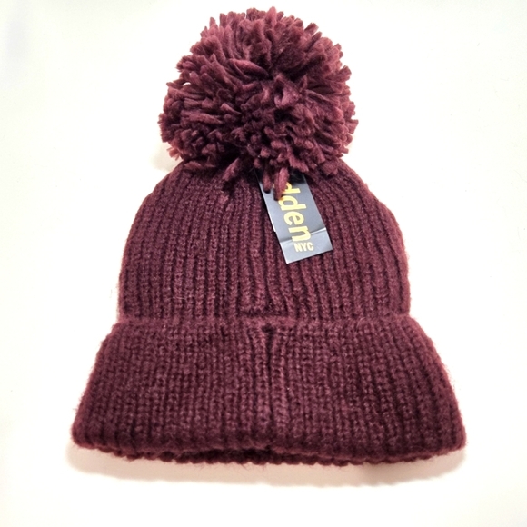 Madden Girl Accessories - Madden Knit Hat NWT Burgundy Wine Color Soft Warm Fluffy Women's Winter Beanie